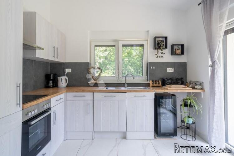 Prizemnica s jacuzzijem u Istri - 110 m², mirna lokacija Bar - 3