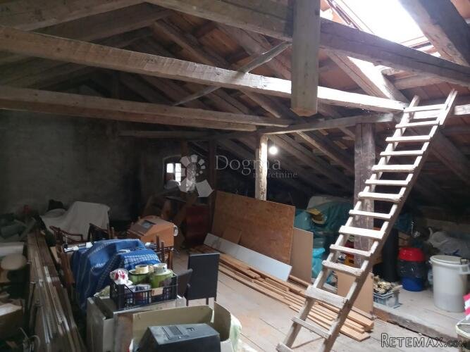 Samo kod nas, Kraljevica, potkrovlje za uređenje na odličnoj - 3