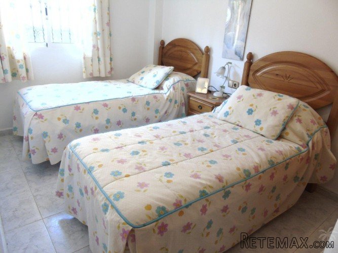 This charming villa is located in a quiet area of.. - 5