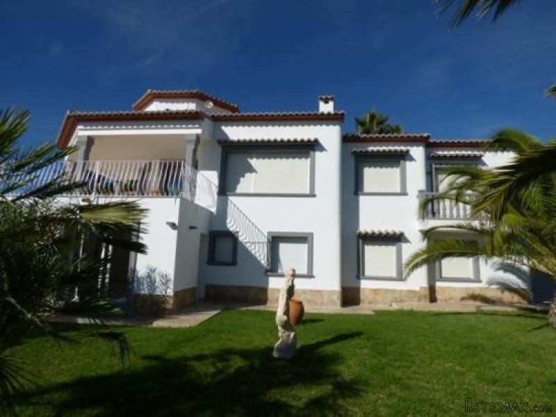 Fantastic Modern With Huge Garden Villa.. - 2