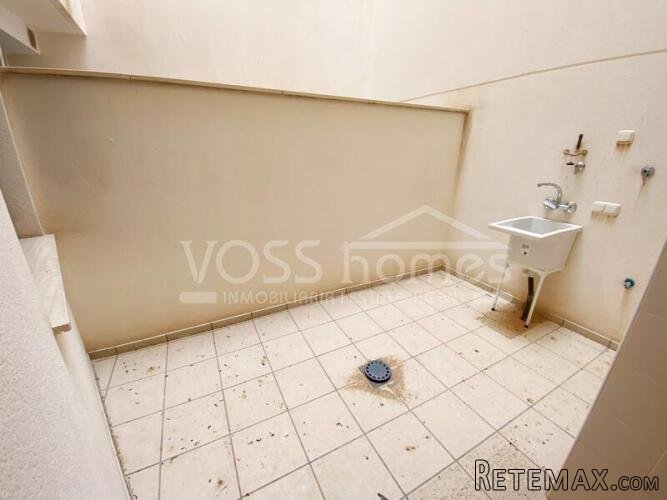 NEW LISTING TO VOSS HOMES - Recently built, modern 3 bed, 2.. - 16