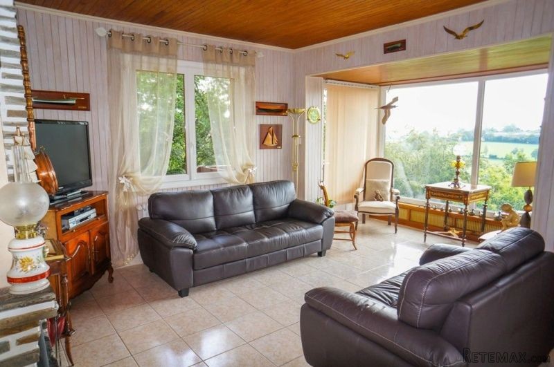 Renovated Villa Set On 4 Hectares Of.. - 2
