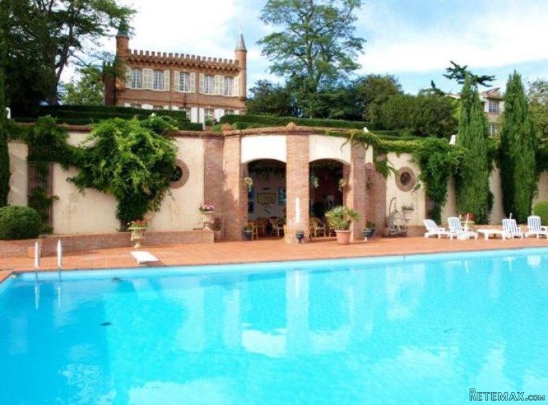 11 bedroom castle for sale - 2