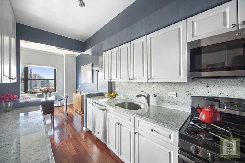 1 bedroom Apartment For Sale: 205 WEST.. - 2