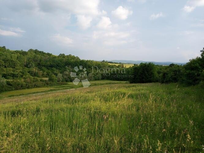 NOVA LJESKOVICA odlično zemljište na rubu građevinske zone - 2