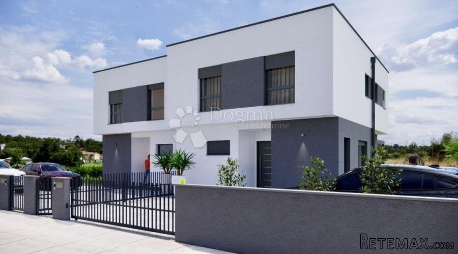 Premium duplex– moderna arhitektura, Brezovica