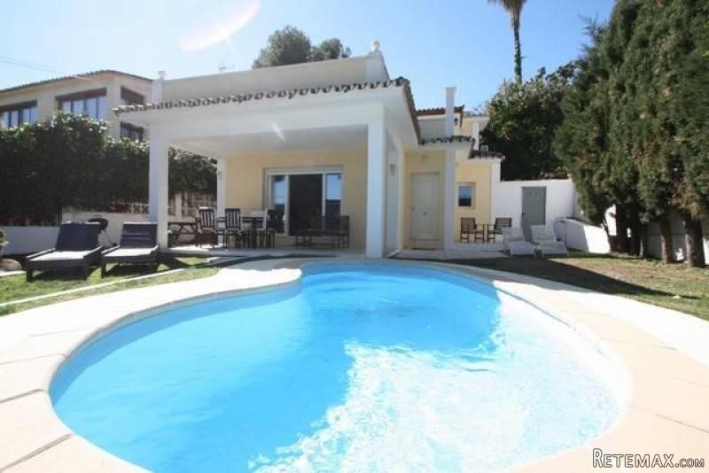 4 bedroom villa for sale