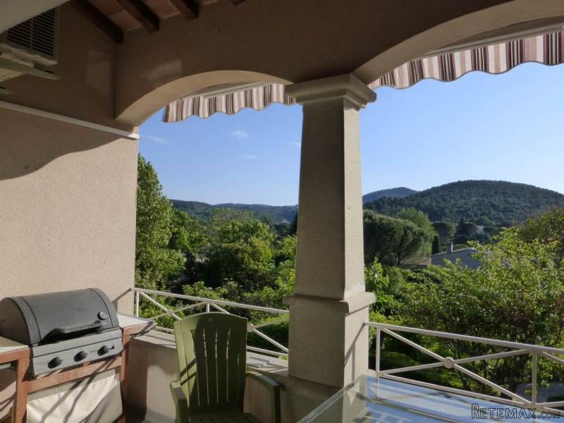 Comfortable Apartment Close To The City..