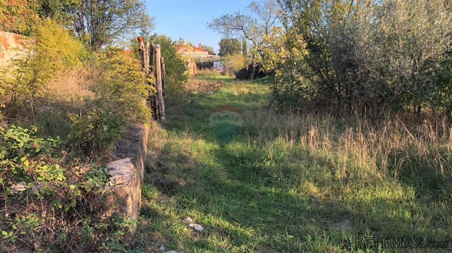 Istra, Kaštel, Buje, građevinski teren - 7