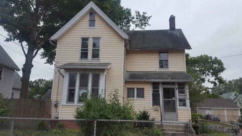 49 Wells Ave East Hartford, CT, 06108..
