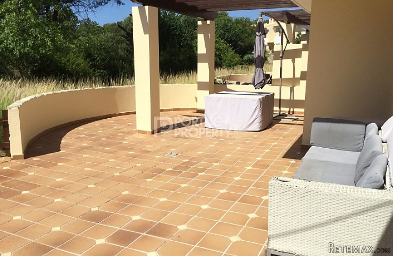Spacious Quality Ground Floor Apartment - 2