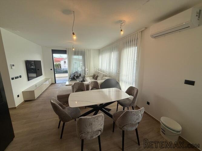 LUKSUZNI PENTHOUSE S POGLEDOM NA MORE - 2