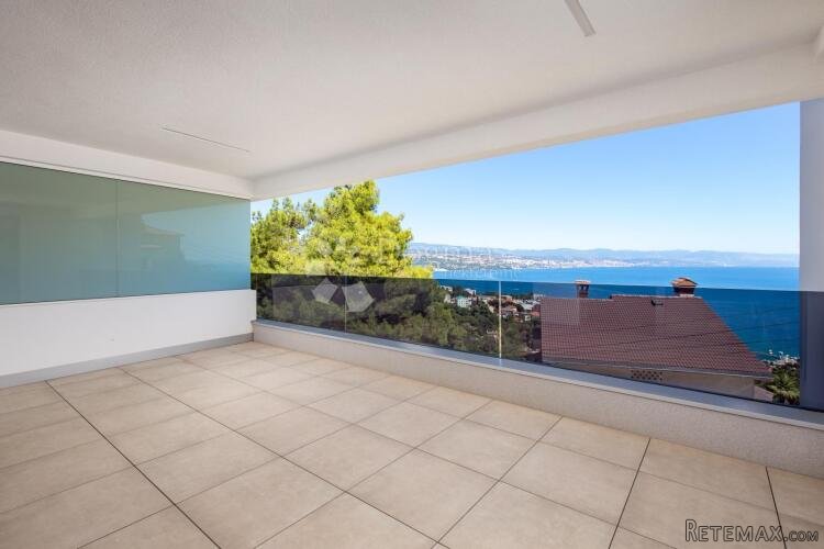 OPATIJA, LUKSUZNI STAN, 2S+DB, BALKON, LIFT, BAZEN - 2