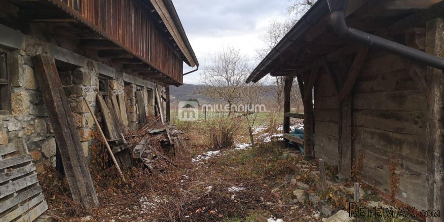 Gorski kotar, okolica Bosiljeva, kuća + gosp. zgrada - 6
