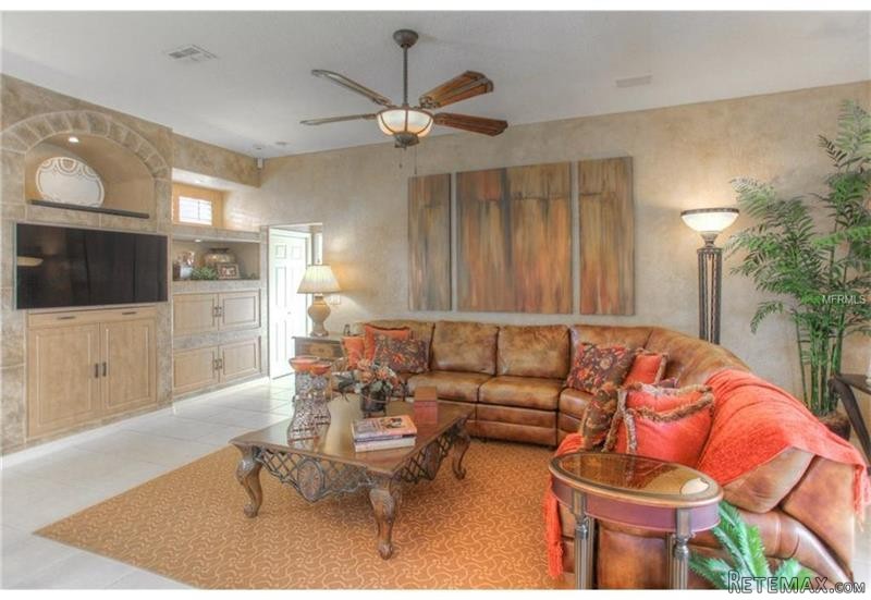 4 bedroom Property For Sale: 12407.. - 2