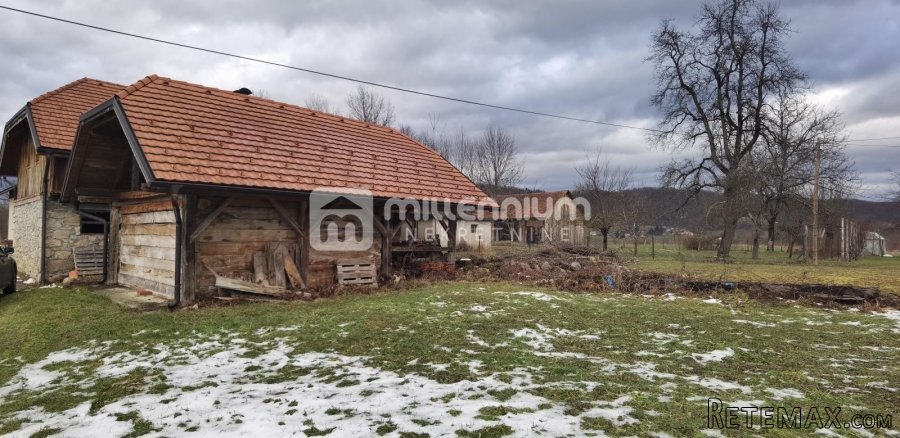 Gorski kotar, okolica Bosiljeva, kuća + gosp. zgrada - 7