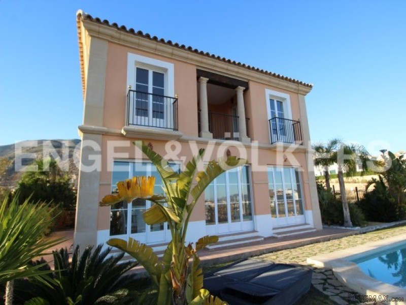Mediterranean Villa With Spectacular..