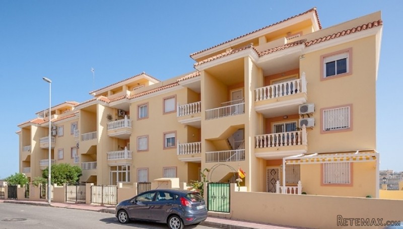 Resale · Apartment · Spain · Costa Bl..