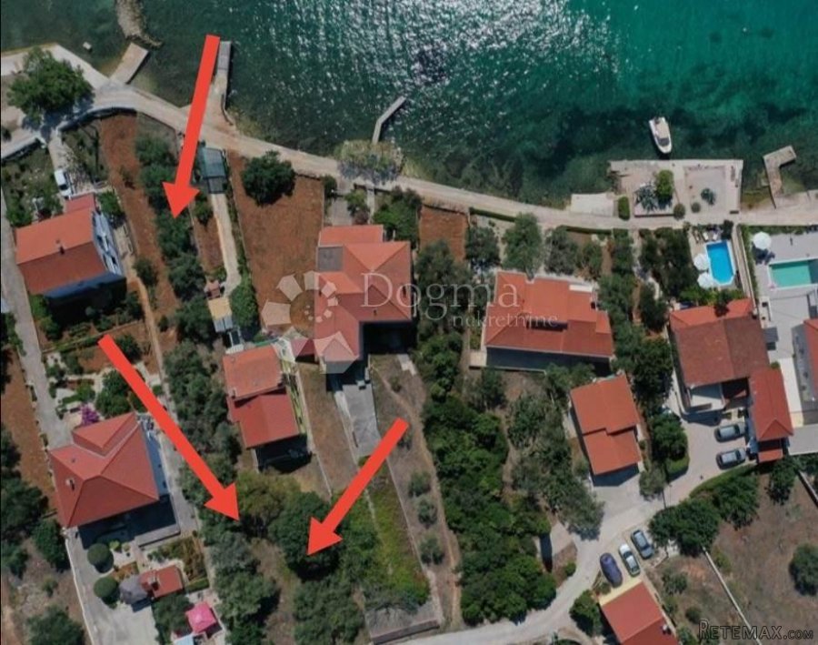 Prvi red do mora - Građevinsko zemljište na Ugljanu! PRILIKA - 4