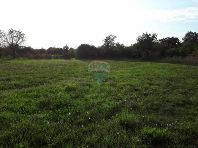VODNJAN, SV.KIRIN, ZEMLJIŠTE SA DOZVOLOM ZA GRADNJU - 4