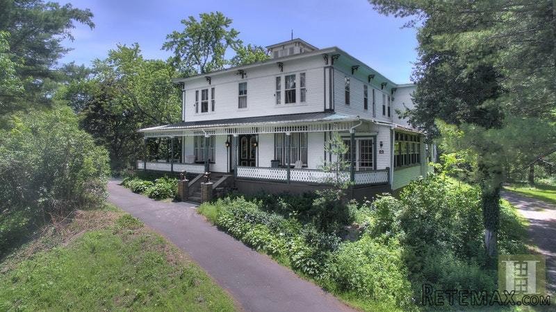 5 bedroom House For Sale: 14 HILL CREST.. - 2