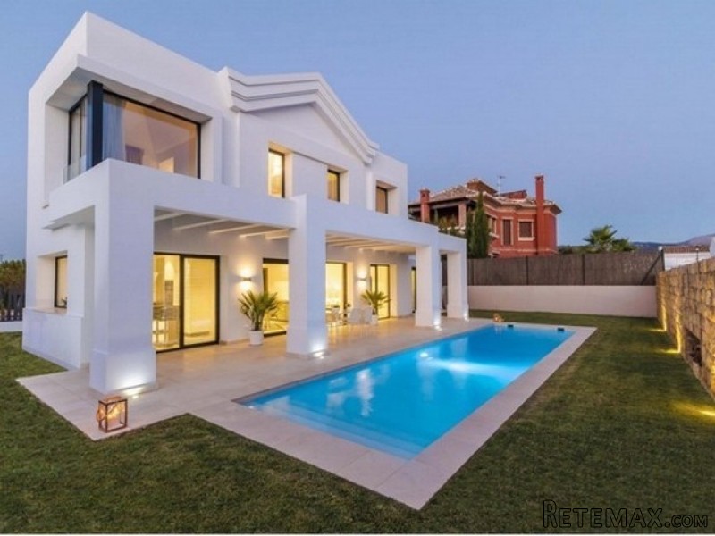 3 Bedrooms - Villa - Malaga - For Sale