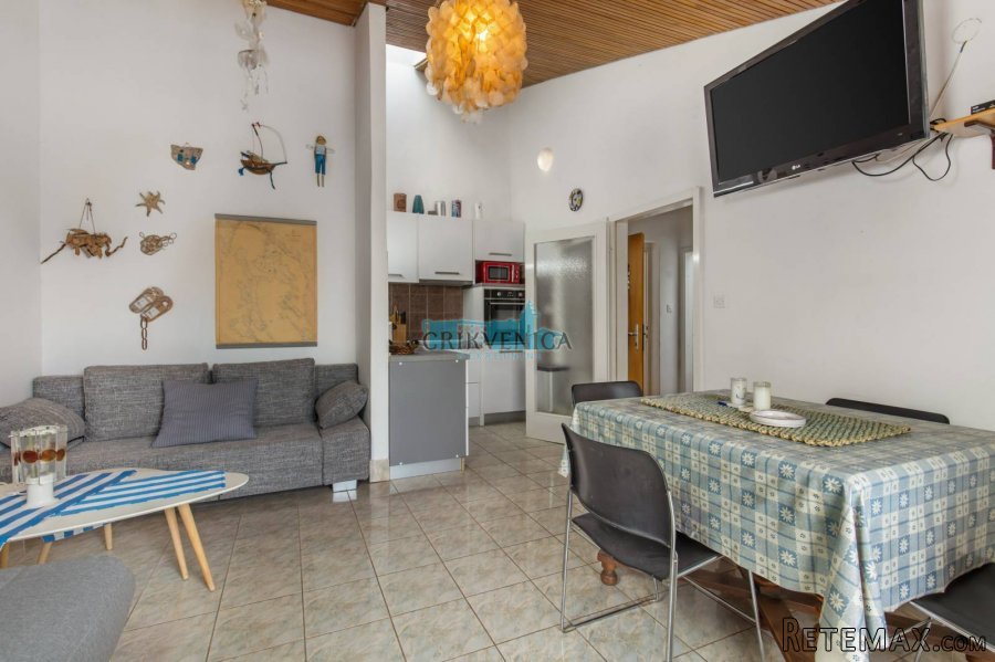 Crikvenica - strogi centar 49 m2, 1s/db - 3