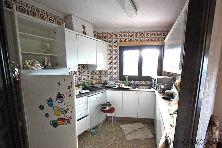 3 bedroom villa for sale on a large plot near the village.. - 6