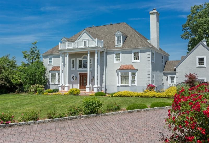 5 bedroom House For Sale: 53 Brookwood..