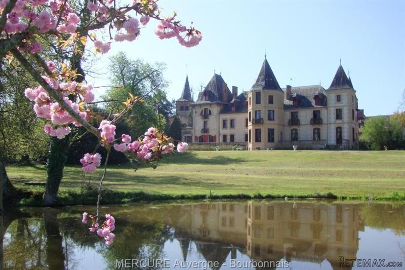 14 bedroom Castle For Sale: 03290..
