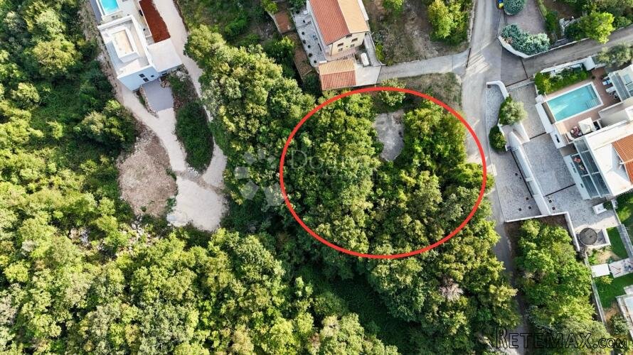 GRAĐEVINSKO ZEMLJIŠTE S POGLEDOM NA MORE! - 3
