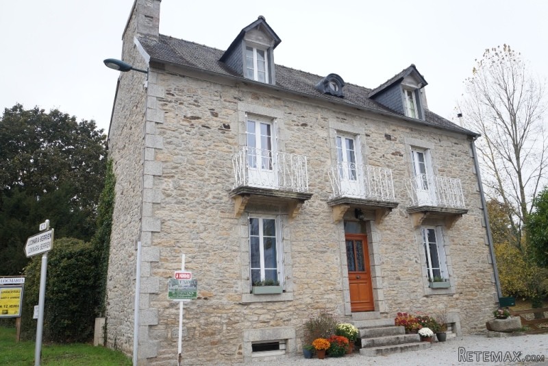 Detached House with 4 Bedrooms