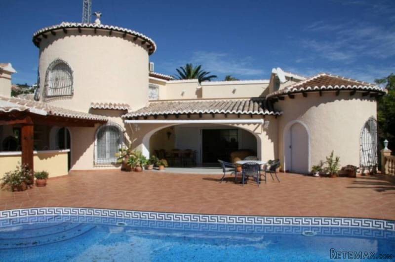 Luxury Villa with Panoramic Sea Views.. - 2