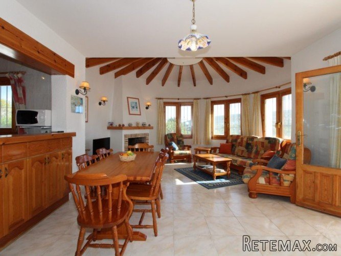 South facing villa offering lovely open views up to.. - 6
