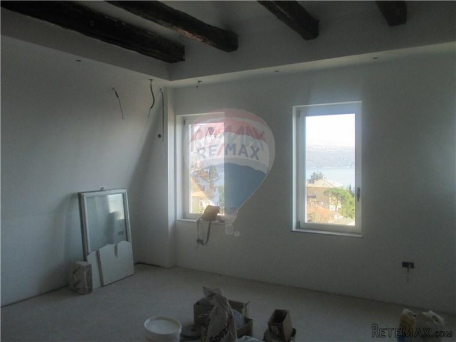 OPATIJA - CENTAR - STAN 130 m2 - II KAT - 7
