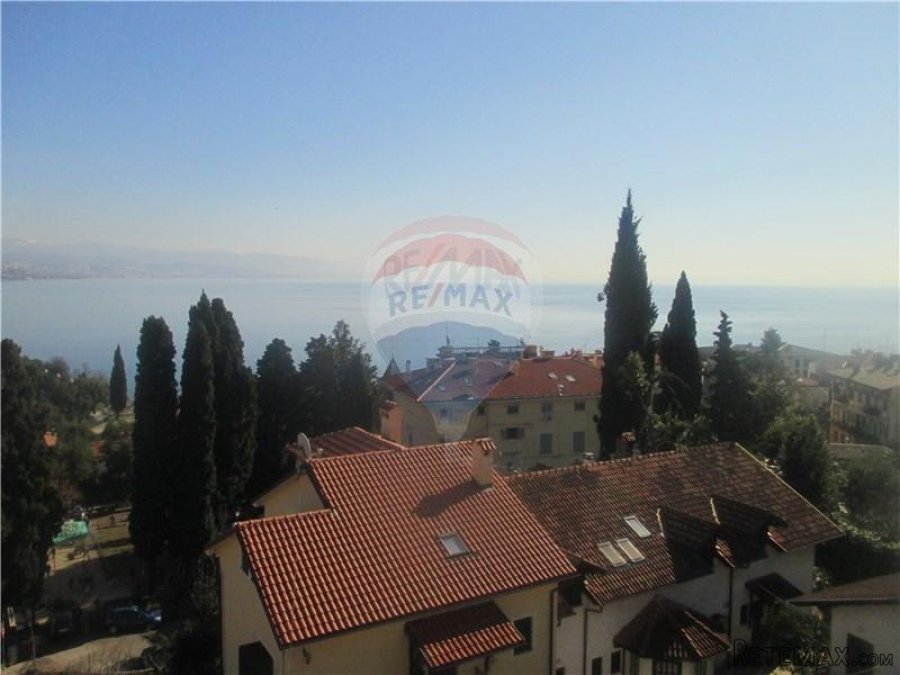OPATIJA - CENTAR - STAN 130 m2 - II KAT - 10