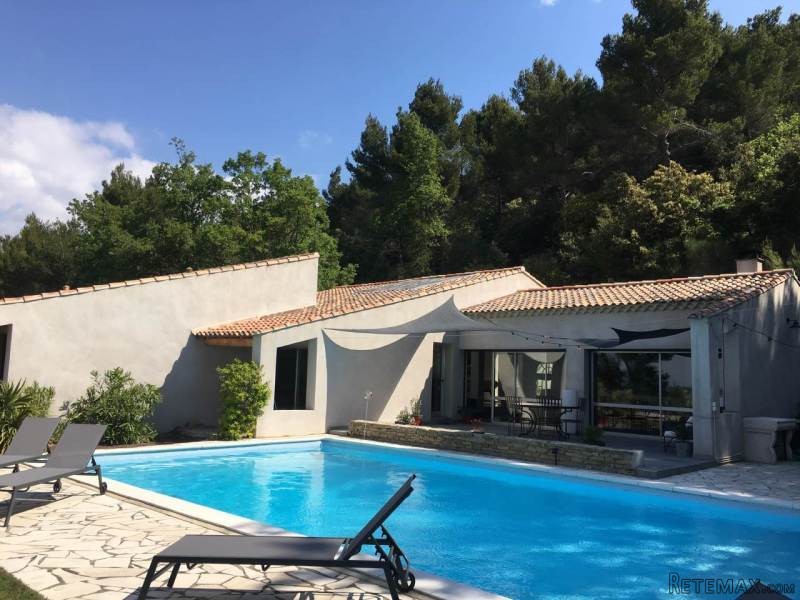 Well Renovated Stone House With 1.8.. - 2