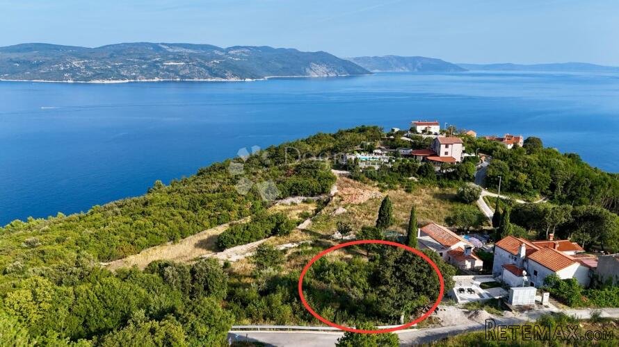 ZEMLJIŠTEM SA GRAĐEVINSKOM DOZVOLOM I PLAĆENIM KOMUNALIJAMA, - 2