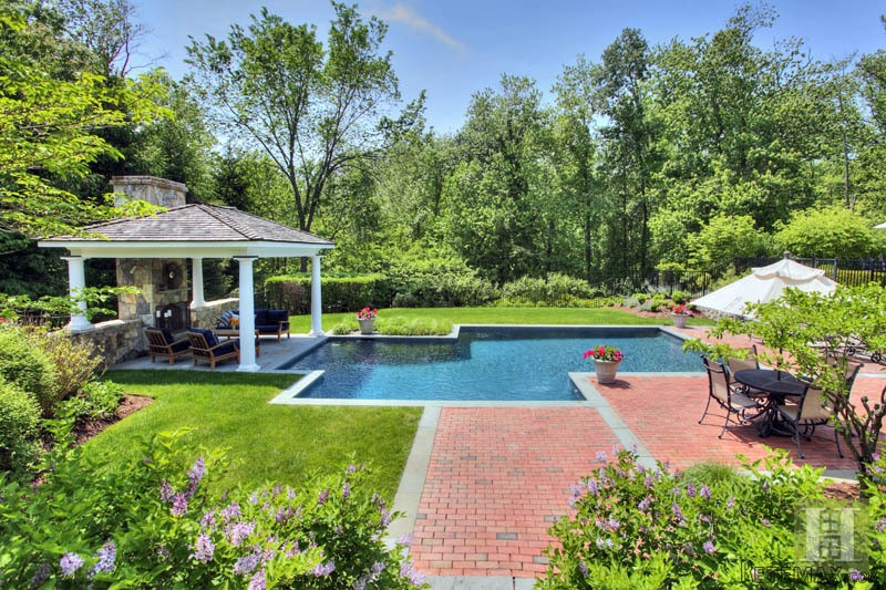 5 bedroom House For Sale: 459 MANSFIELD.. - 2