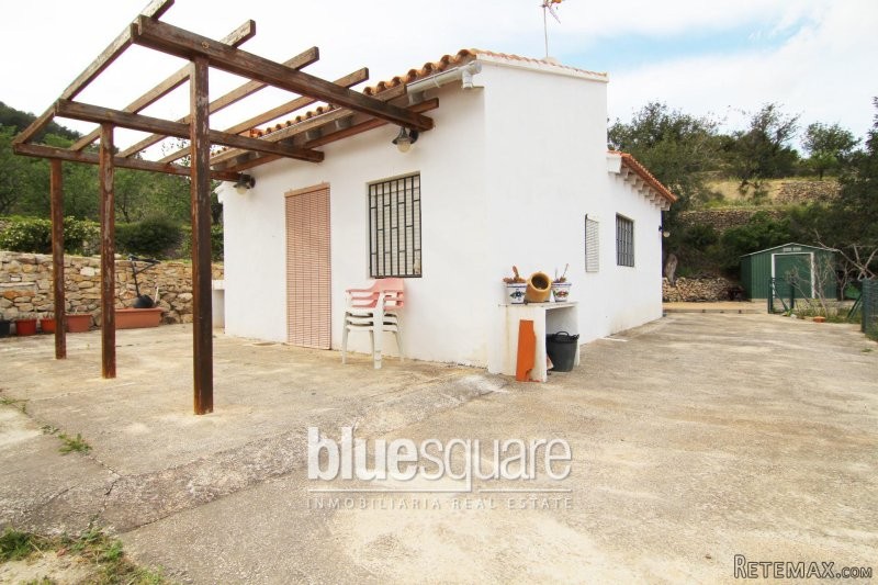 Small finca in Calpe with mountain views - 2