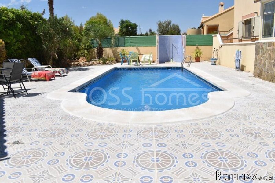 NEW & EXCLUSIVE TO VOSS HOMES - An immaculately maintained.. - 6