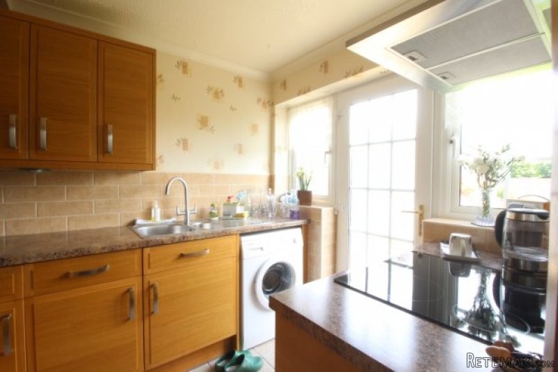 3 bedroom, Semi-detached House house.. - 2