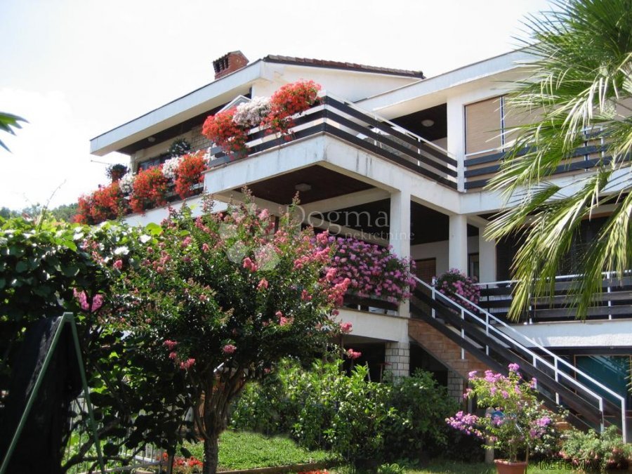 Opatija kuća s bazenom - 4