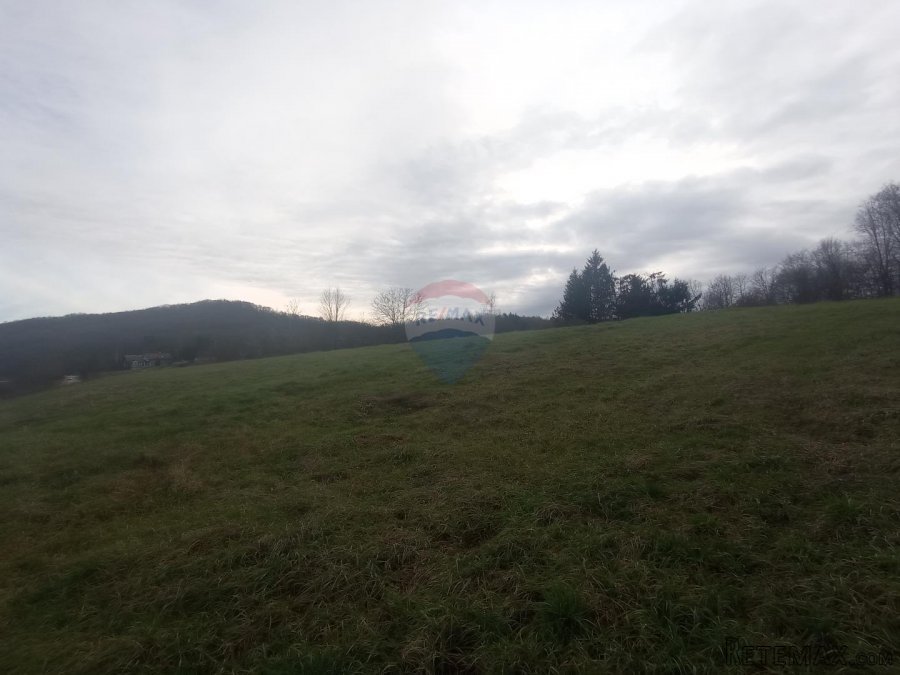 Karlovac,Belaj,poljoprivredni teren uz Koranu,4420 m2 - 5