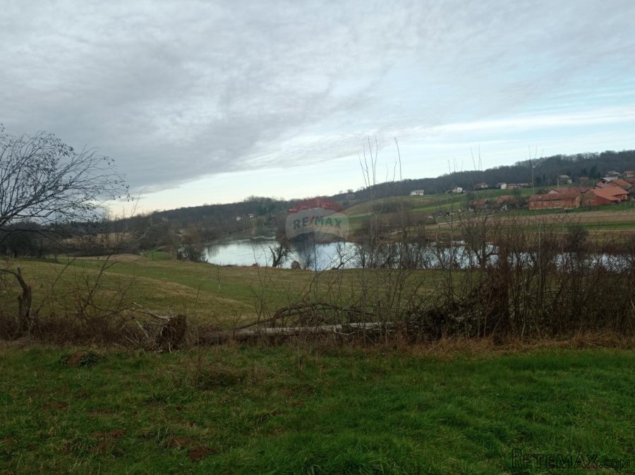 Karlovac,Belaj,poljoprivredni teren uz Koranu,4420 m2 - 6