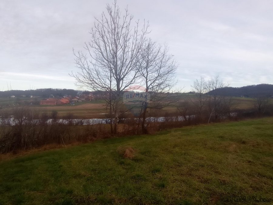 Karlovac,Belaj,poljoprivredni teren uz Koranu,4420 m2 - 7