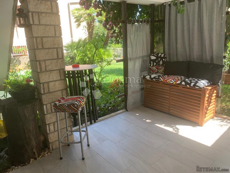 Opatija kuća s bazenom - 10