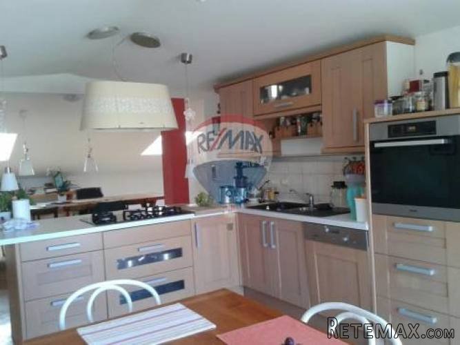 Penthouse u centru Poreča , POGLED MORE , 1.154 €/ m2... - 4