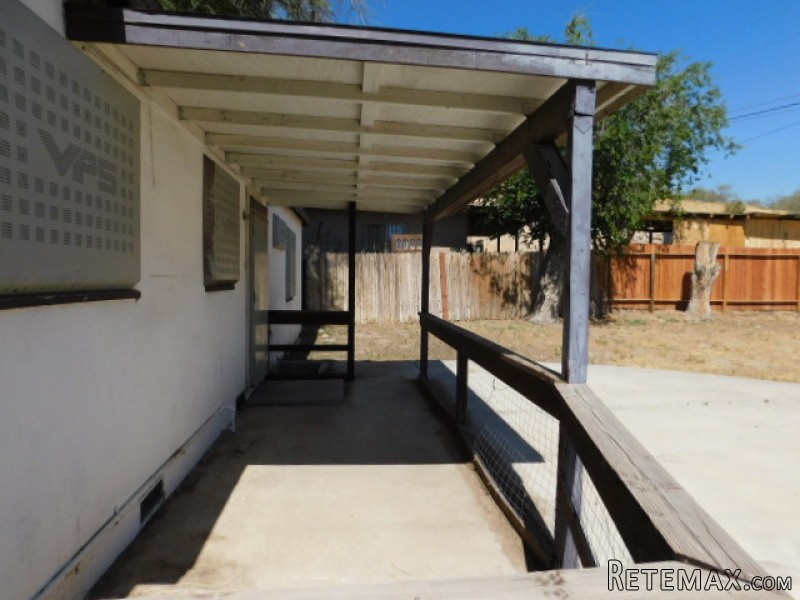 16680 Forrest Ave Victorville, CA.. - 2