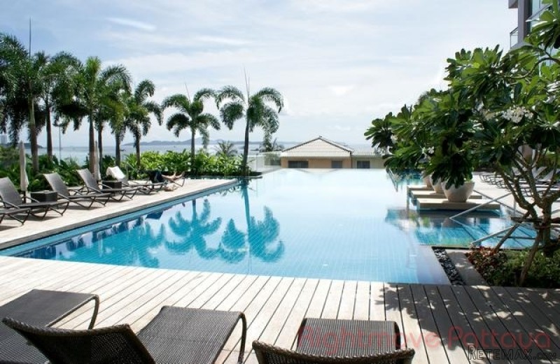 2 Bedroom Condo for sale in Central..
